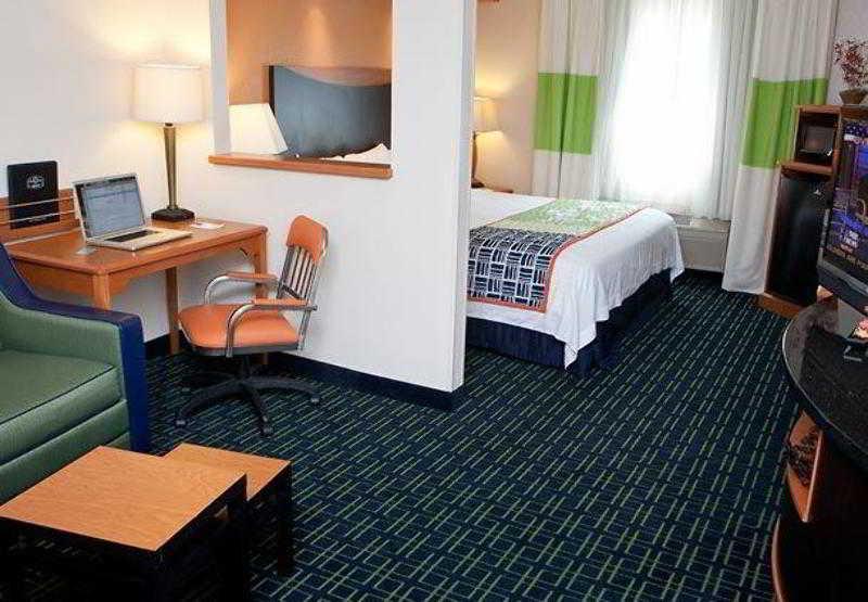 Fairfield Inn & Suites Fort Worth University Drive Habitación foto