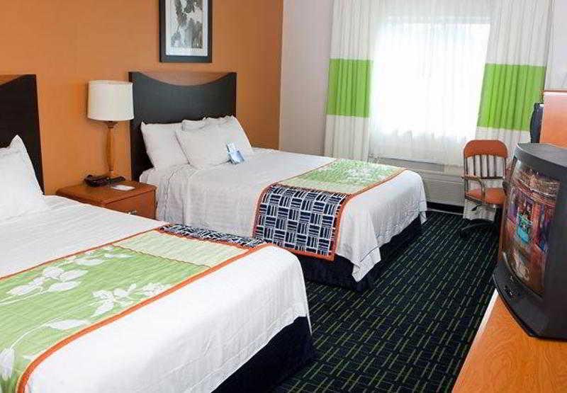Fairfield Inn & Suites Fort Worth University Drive Habitación foto